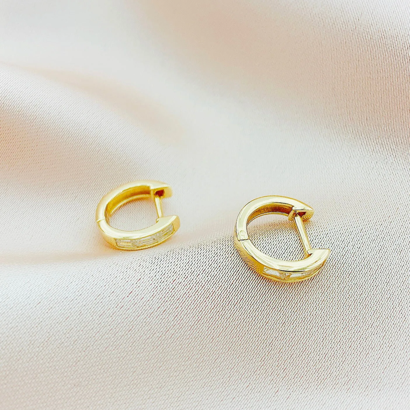 925 Silver CZ Hoop Earring