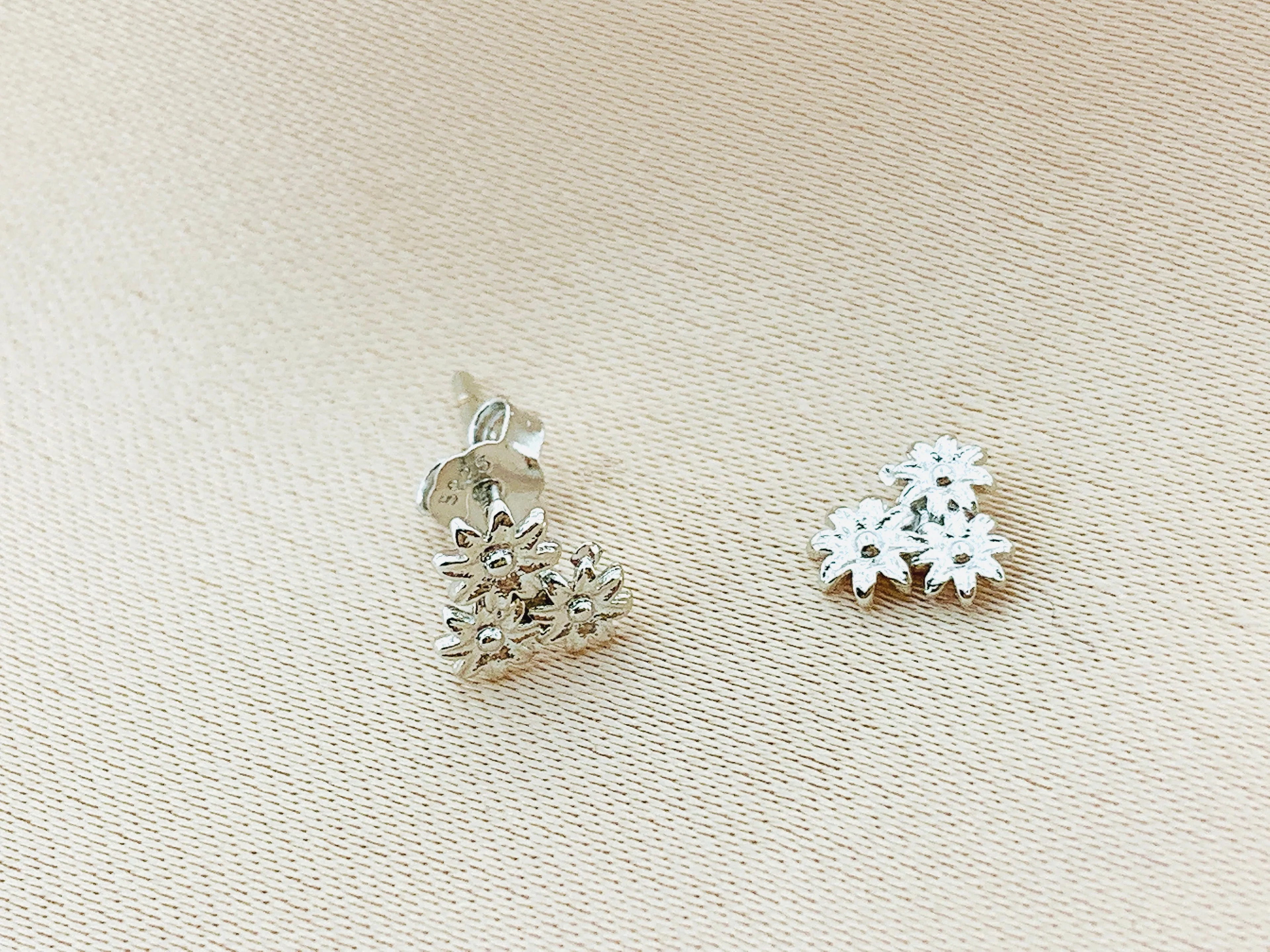 925 Silver Daisy Stud Earring