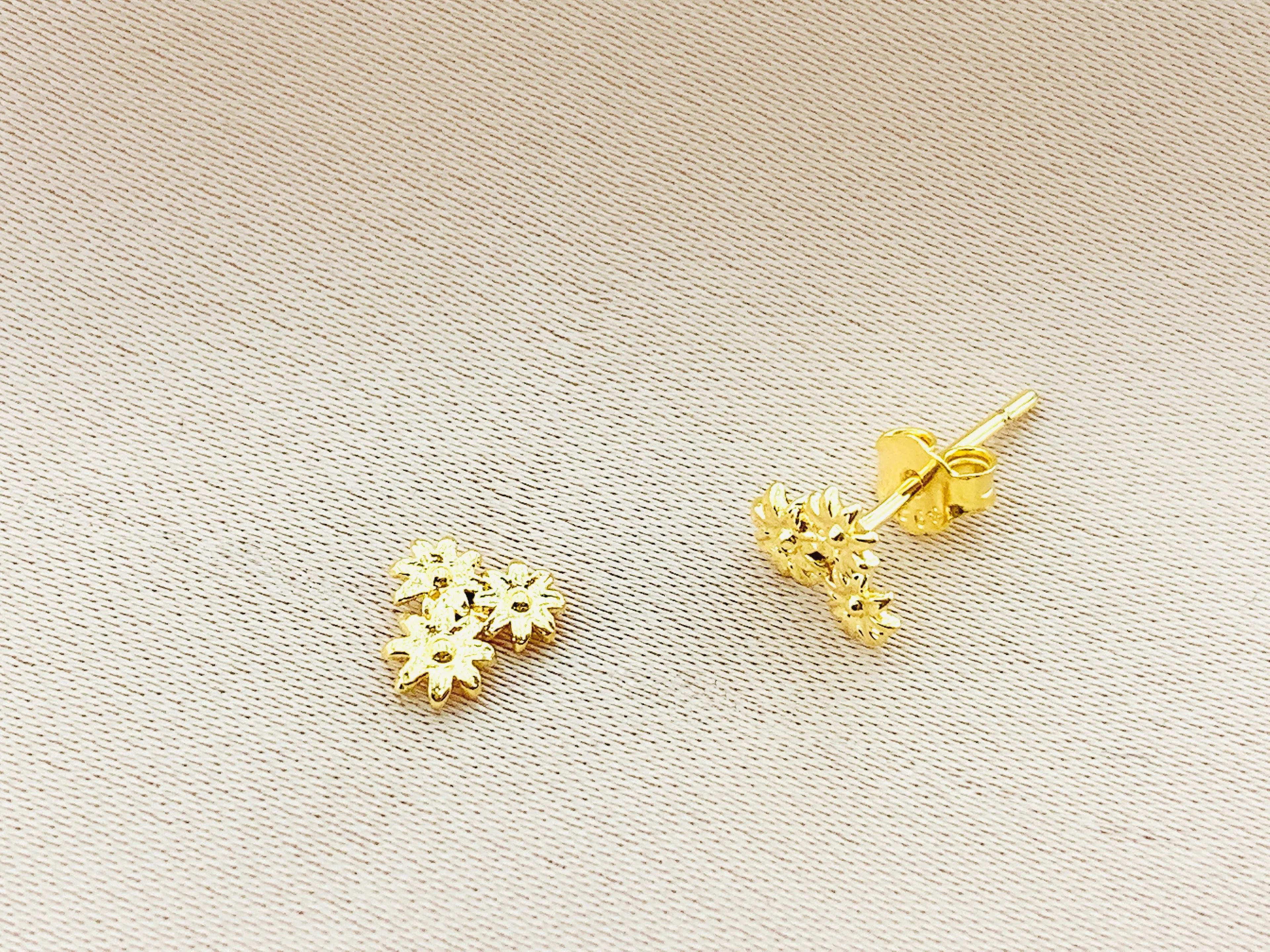 925 Silver Daisy Stud Earring