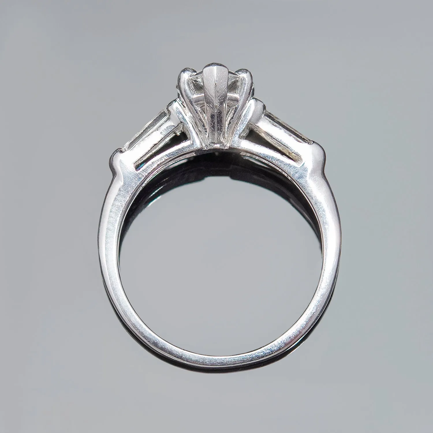 Art Deco Platinum Old Pear-Cut Diamond Engagement Ring 1.07ct