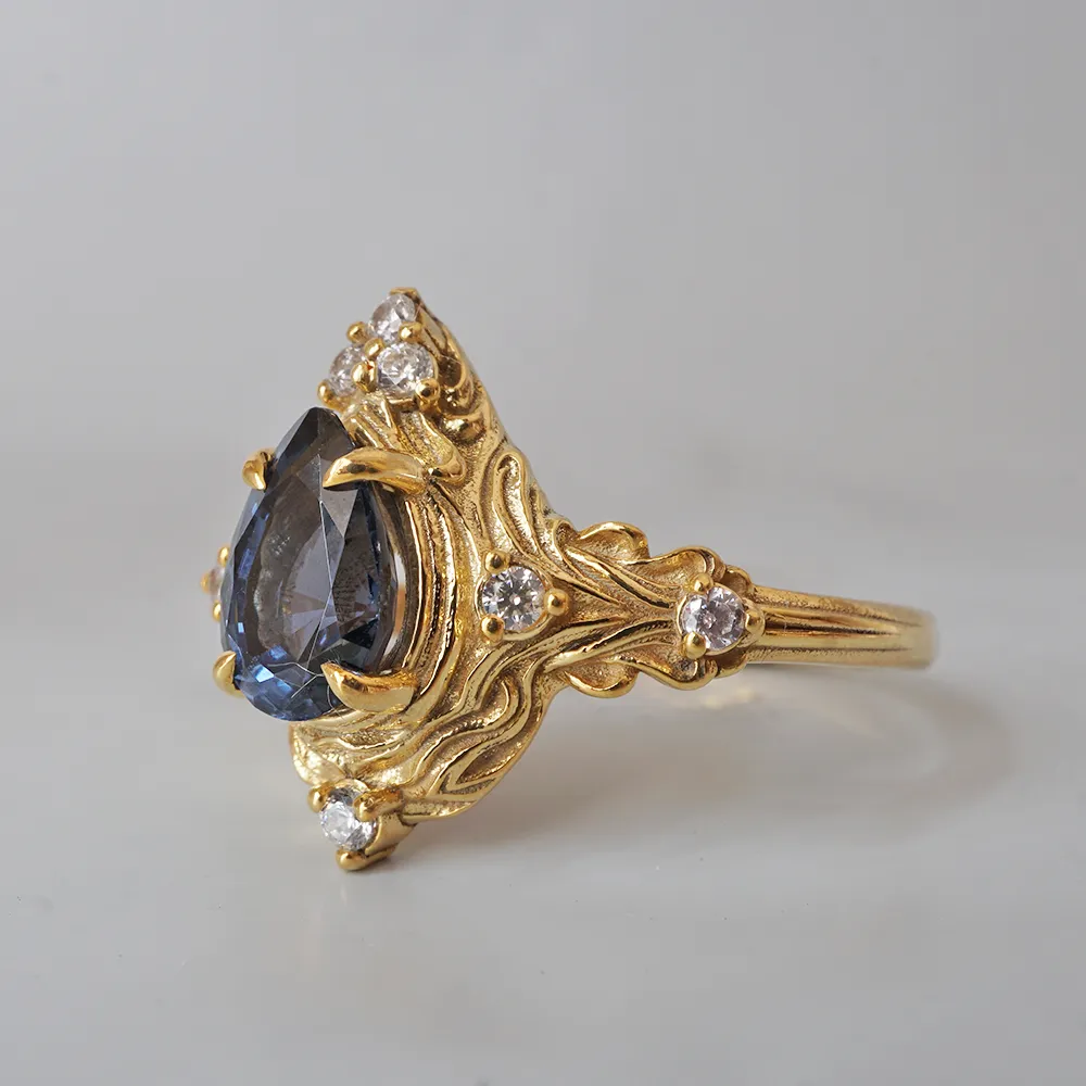 Blue Spinel Nature Ring in 14K and 18K Gold