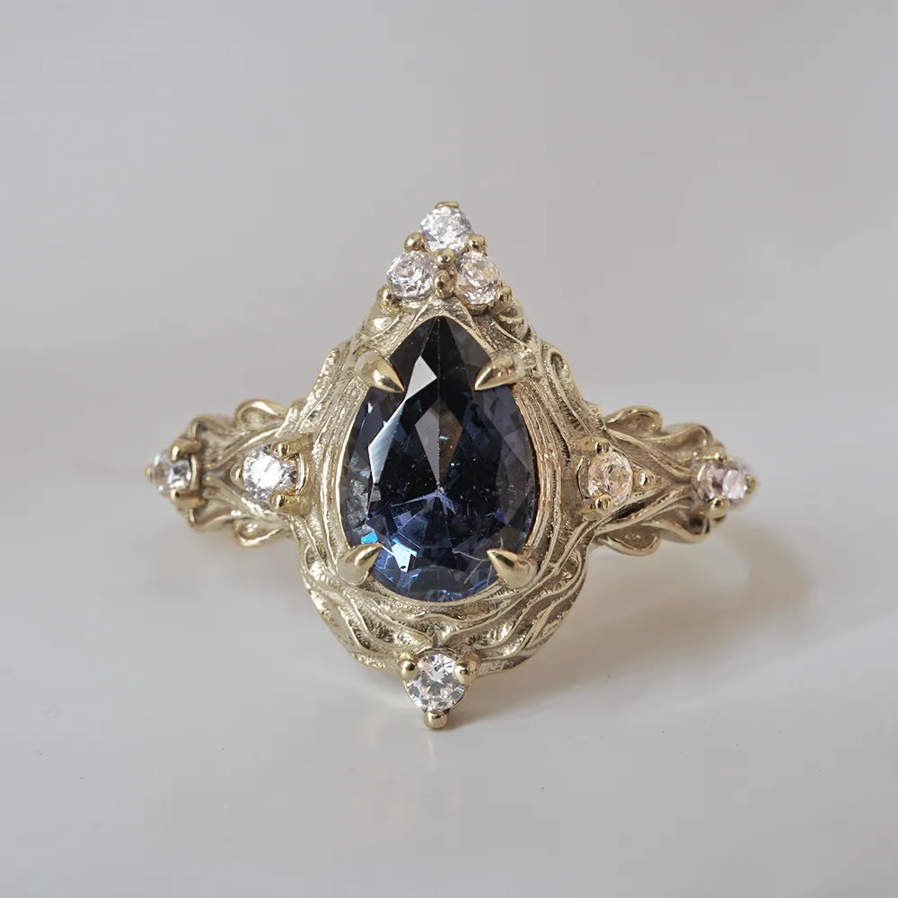 Blue Spinel Nature Ring in 14K and 18K Gold