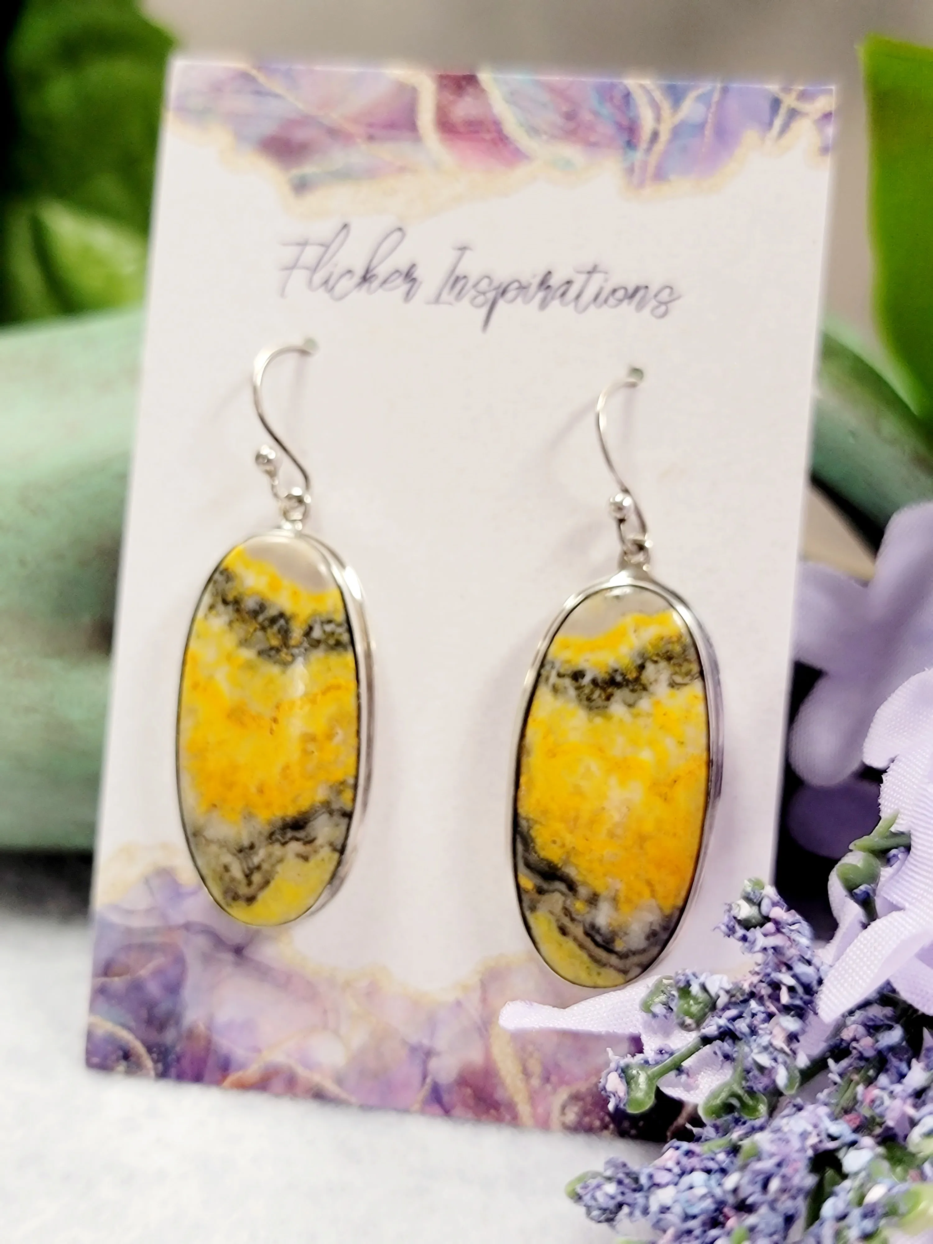 Bumblebee oval earrings