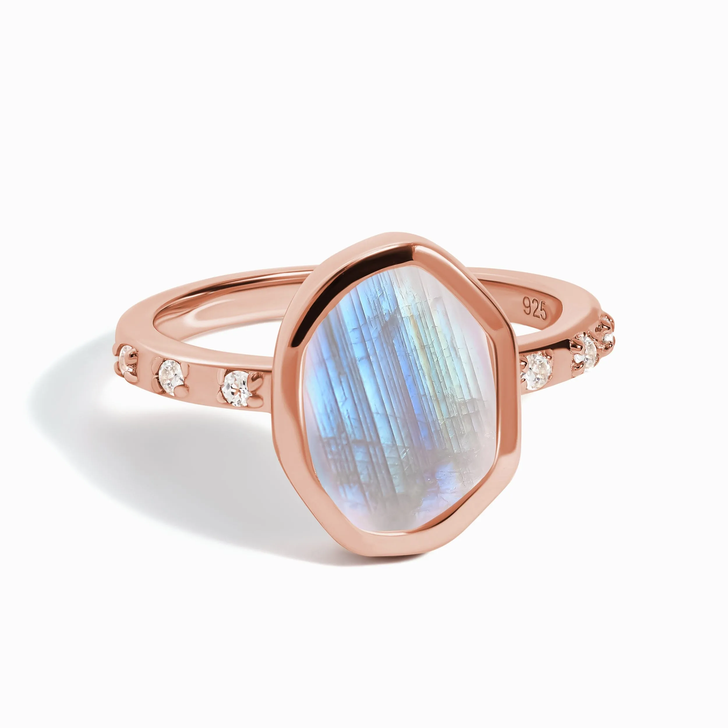 Crystal Ring - Hypnotic Moonstone