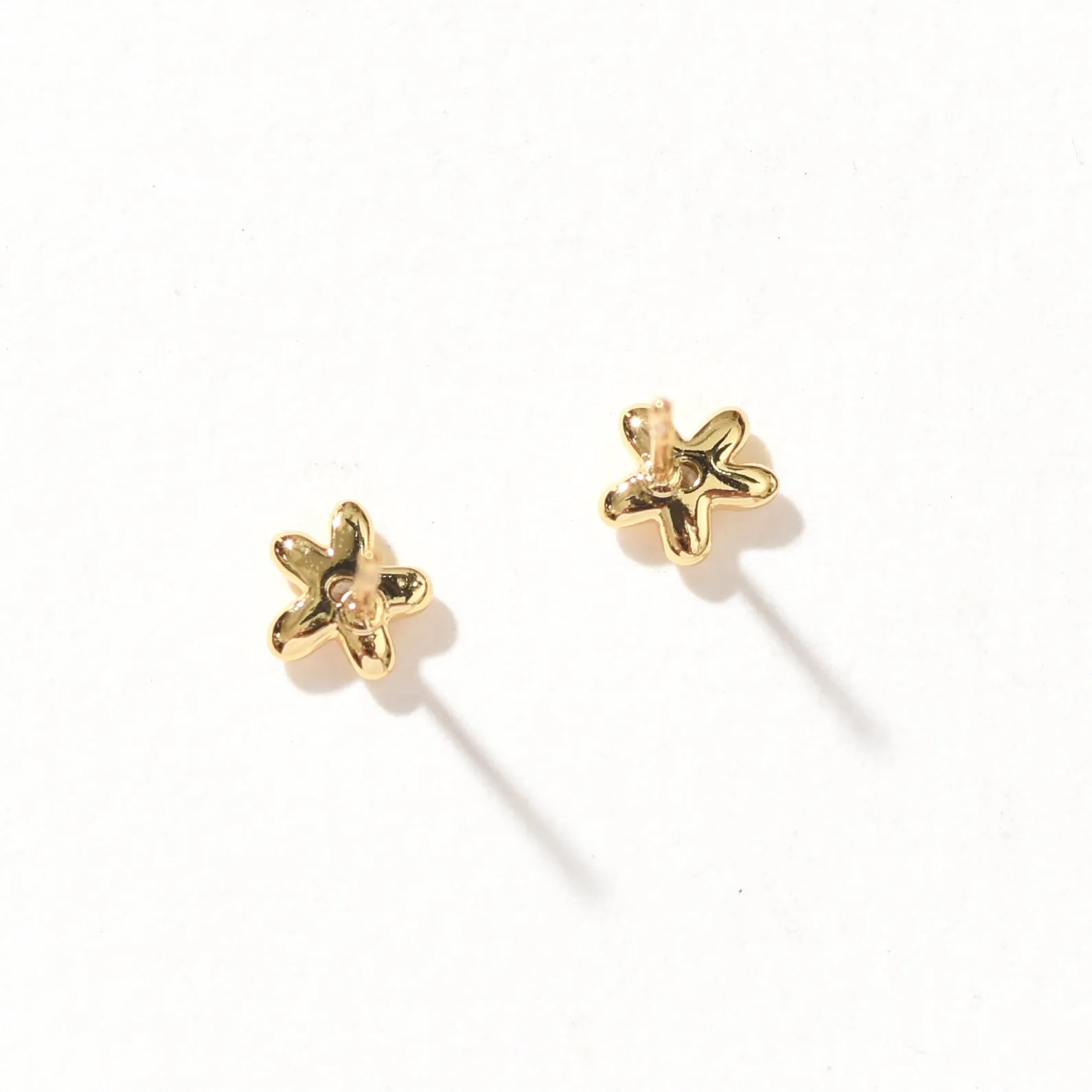 Freesia Stud | Gold