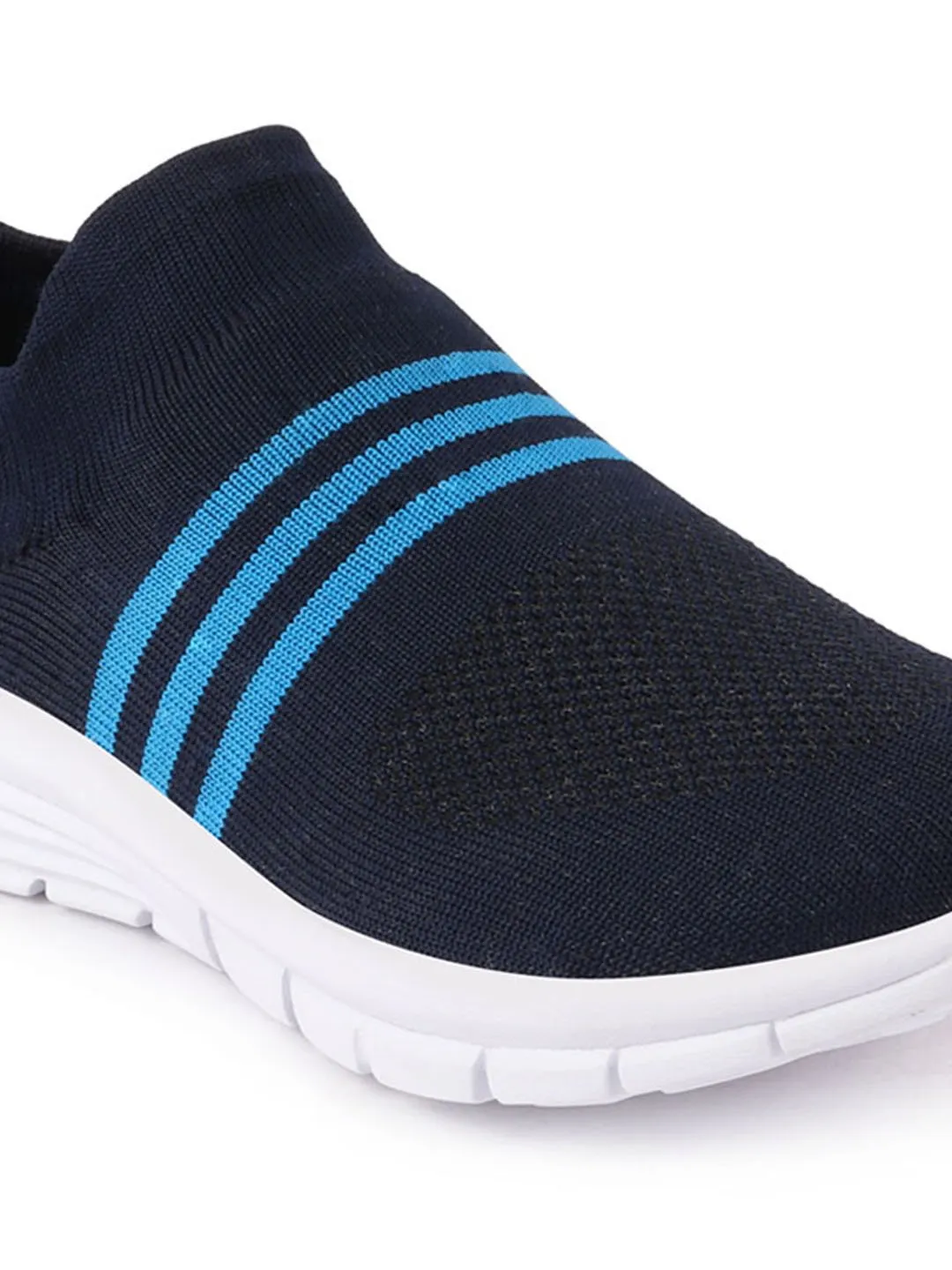 Men Blue Sports & Outdoor Slip On Walking Shoes