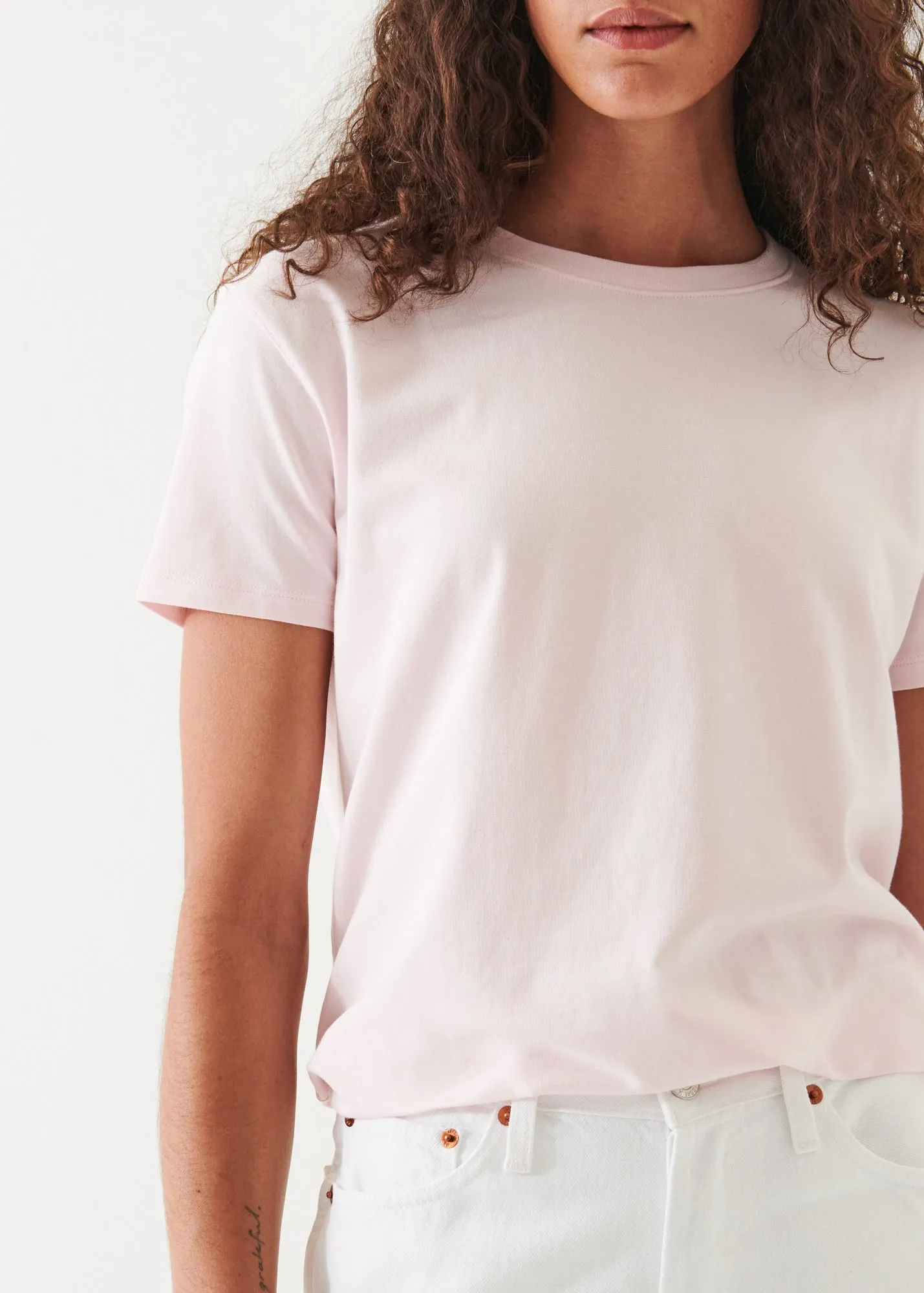 PASTEL ICONIC PIMA COTTON  STRETCH BOYFRIEND T-SHIRT