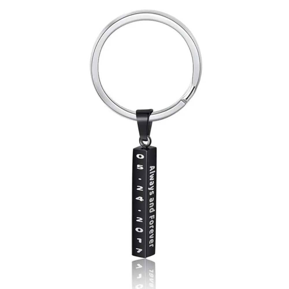 Personalized 4 Names Vertical Bar Keychains