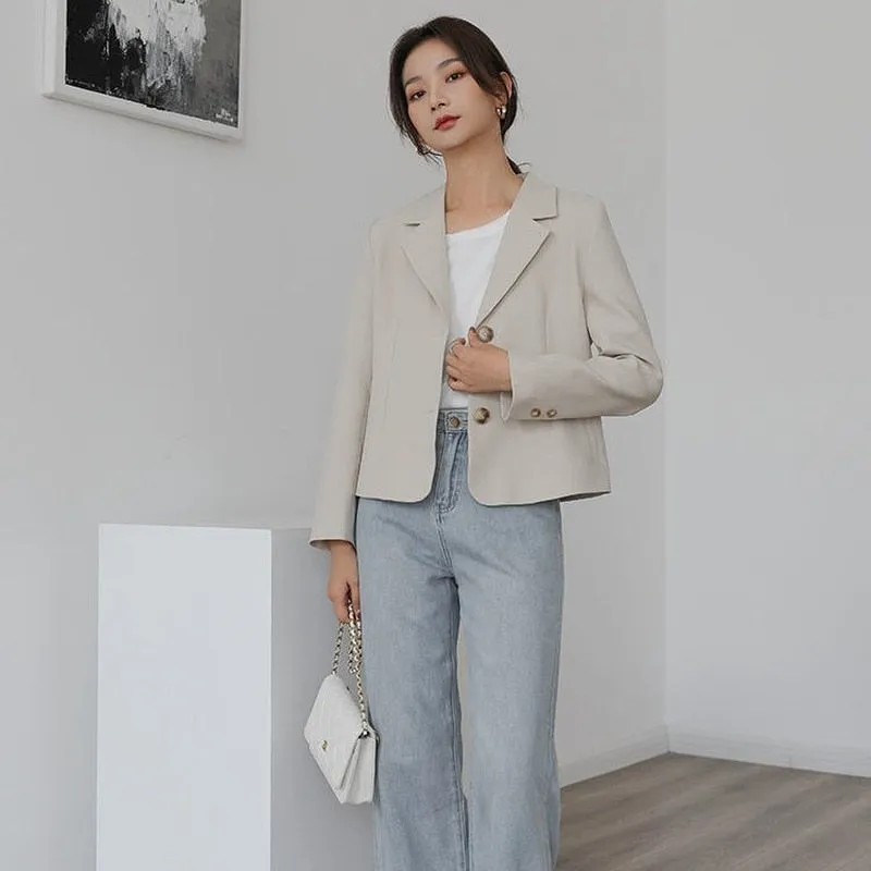 Short Single-Breasted Blazer