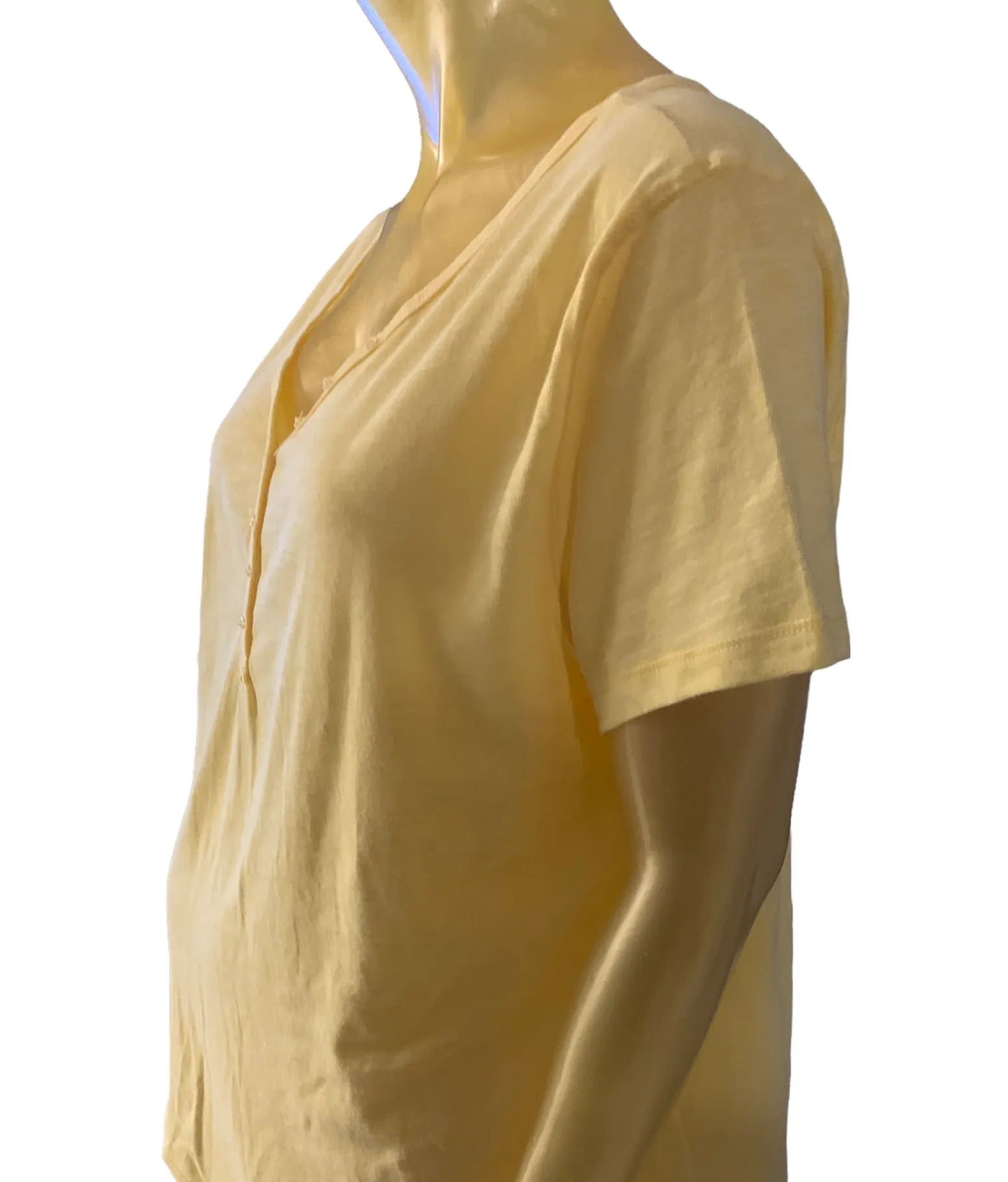 Short sleeve Henley V-neck top