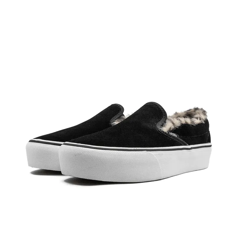 [VN0A3JEZUM6] Vans Suede Classic Slip-On Shoes